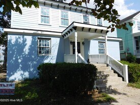 706 E Front St in New Bern, NC - Building Photo