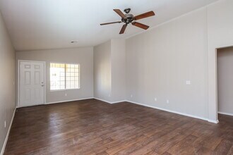 1453 E Kelsi Ave in San Tan Valley, AZ - Building Photo - Building Photo