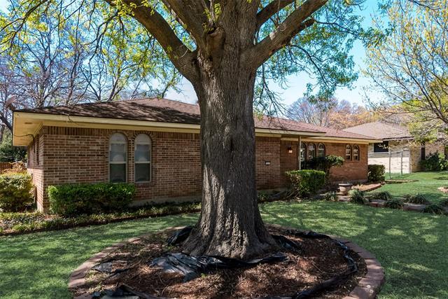 111 S Capri Dr in Duncanville, TX - Building Photo - Building Photo