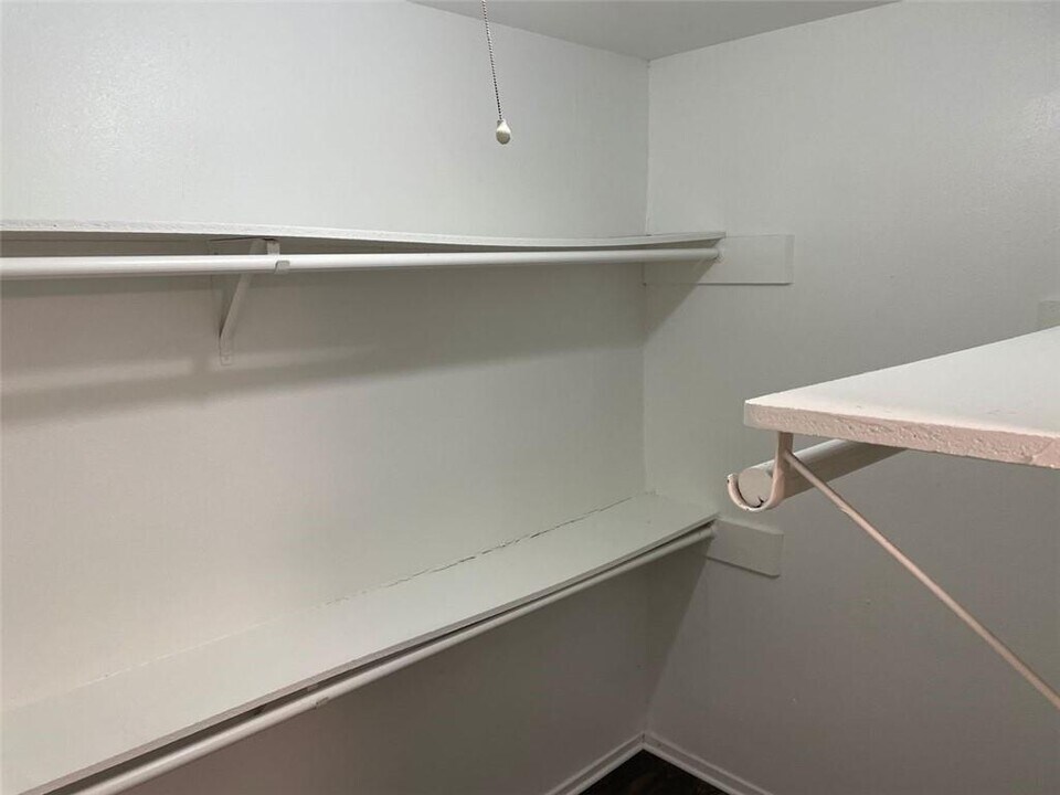1717 W 35th St in Austin, TX - Building Photo