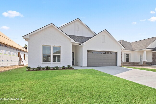 107 Lotus Ln in Broussard, LA - Building Photo - Building Photo