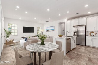 4077 S Sabrina Dr in Chandler, AZ - Building Photo - Building Photo