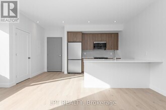 319 Shakespeare St in Ottawa, ON - Building Photo - Building Photo