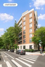 585 Argyle Rd in Brooklyn, NY - Building Photo - Building Photo