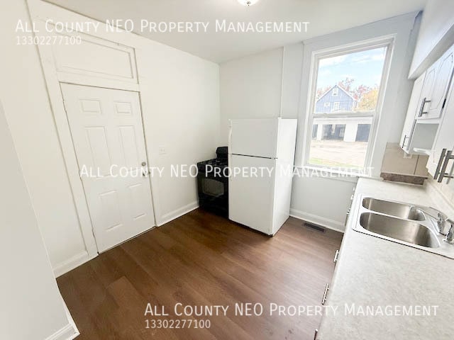 3292 W 98th St in Cleveland, OH - Building Photo - Building Photo
