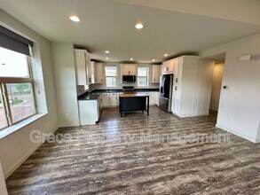 10051 Belvedere Cir in Lone Tree, CO - Building Photo - Building Photo