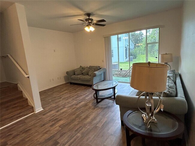 3121 Capri Isle Way in Orlando, FL - Building Photo - Building Photo