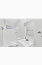 14250 Telegraph Rd in Whittier, CA - Building Photo - Building Photo