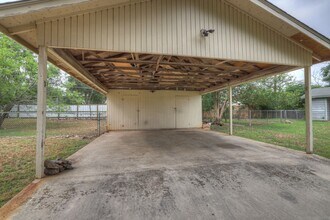 334-336 Craddock Ave-Unit -336 in San Marcos, TX - Building Photo - Building Photo