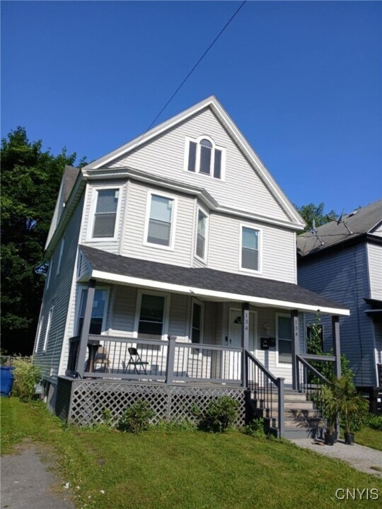 134 Richardson Ave in Syracuse, NY - Building Photo