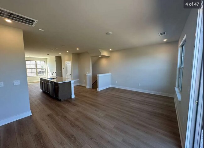 2615 Wilkinson Pike in Murfreesboro, TN - Building Photo - Building Photo