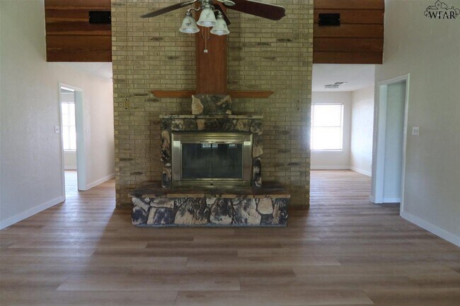 5030 Edgecliff Dr in Wichita Falls, TX - Building Photo - Building Photo
