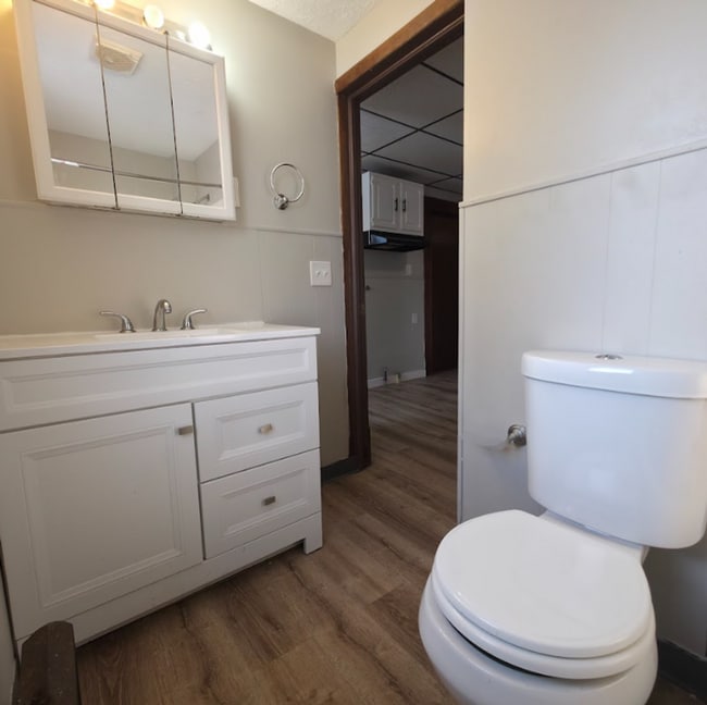 1378 E 187th St in Cleveland, OH - Building Photo - Building Photo