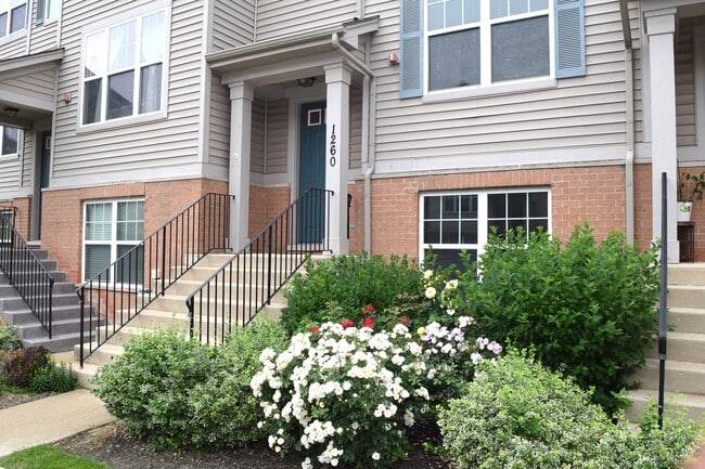 1260 Evergreen Ave in Des Plaines, IL - Building Photo - Building Photo
