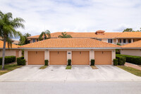 Puesta Del Lago At Las Brisas Condominiums in Bonita Springs, FL - Building Photo - Building Photo