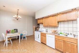 2014 W Cortez St-Unit -#1R in Chicago, IL - Building Photo - Building Photo