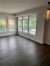605 Snelling Ave S, Unit 209 in St. Paul, MN - Foto de edificio - Building Photo