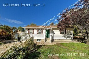 429 Center St in Clearfield, UT - Building Photo