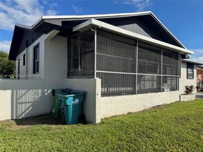 22105 SW 113th Pl in Miami, FL - Building Photo - Building Photo