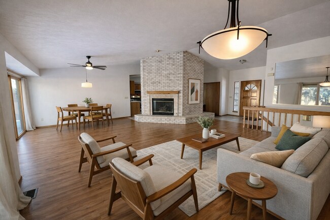 5440 Heatherhill Dr in Colorado Springs, CO - Building Photo - Building Photo