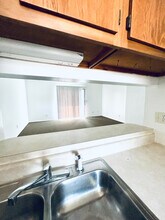 950 Edgar Dr in Charleston, IL - Building Photo - Building Photo