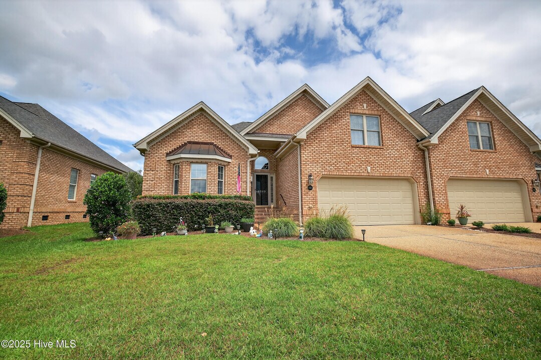 3253 Gardenwood Dr in Leland, NC - Building Photo