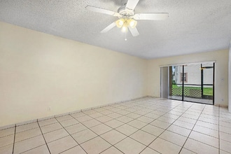 3050 Norwood Pl in Boca Raton, FL - Building Photo - Building Photo
