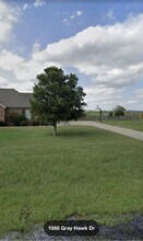 1088 Gray Hawk Dr in Lawton, OK - Building Photo - Building Photo