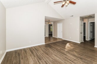 1822 Jefferson Ave in Louisville, KY - Foto de edificio - Building Photo