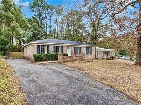 2513 N Pinecliff Ct in Mobile, AL - Building Photo