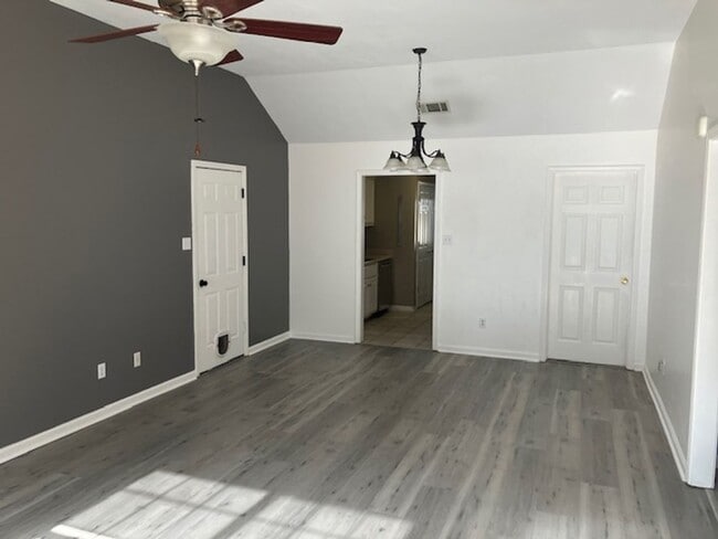 108 Peyton Cove in Saltillo, MS - Building Photo - Building Photo