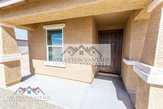 15491 S Patagonia Rd in Arizona City, AZ - Building Photo - Building Photo