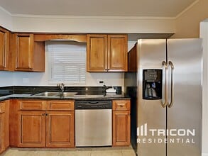 1110 Estatewood Dr in Brandon, FL - Building Photo - Building Photo