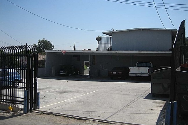 11719 S New Hampshire Ave in Los Angeles, CA - Building Photo - Building Photo