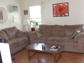 1118 Michigan Ave in Ann Arbor, MI - Building Photo - Building Photo