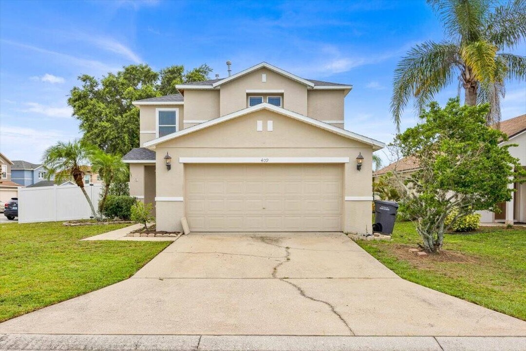 409 Rona Ln in Davenport, FL - Building Photo