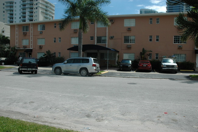 454 NE 23rd St in Miami, FL - Building Photo - Building Photo