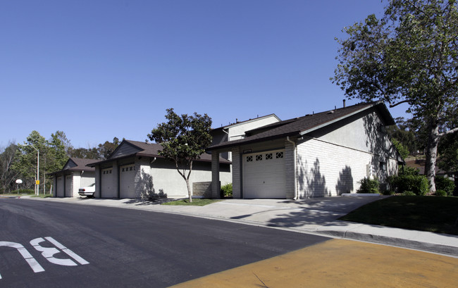 Pomerado Terrace in San Diego, CA - Building Photo - Building Photo