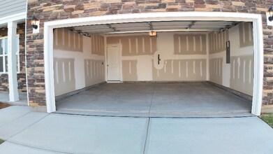 969 Pineland Dr in Woodruff, SC - Building Photo - Building Photo