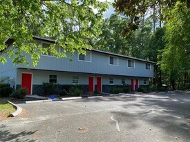 2427 NW 4th Terrace in Gainesville, FL - Building Photo