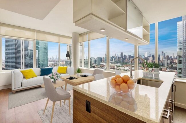 27-03 42nd Rd in Queens, NY - Foto de edificio - Building Photo