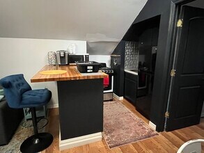 717 1st Ave, Unit Upstairs Unit Furnished in Columbus, GA - Building Photo - Building Photo