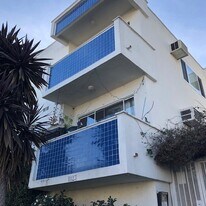 1123 S Wooster St, Unit 101 in Los Angeles, CA - Building Photo