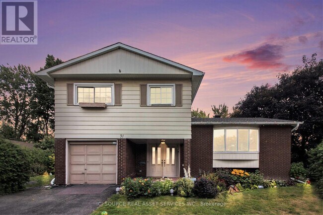 31 Wedgewood Crescent in Ottawa, ON - Building Photo - Building Photo