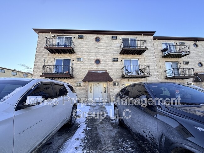 property at 2407 Randall Ln