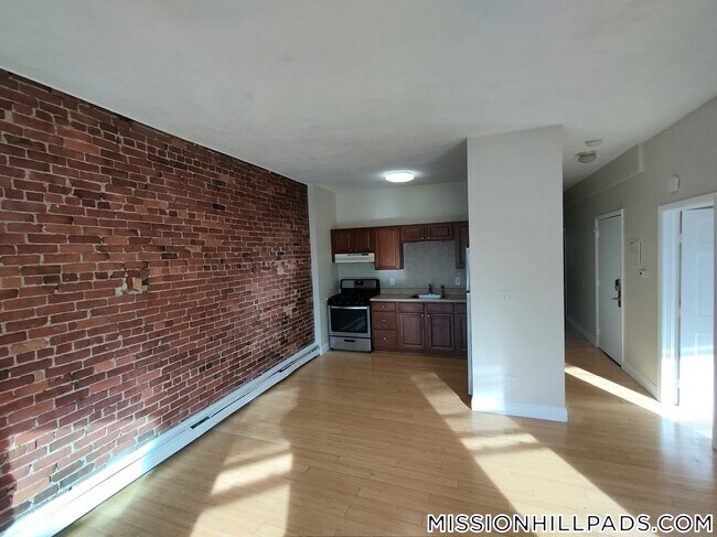 property at 338 Warren St