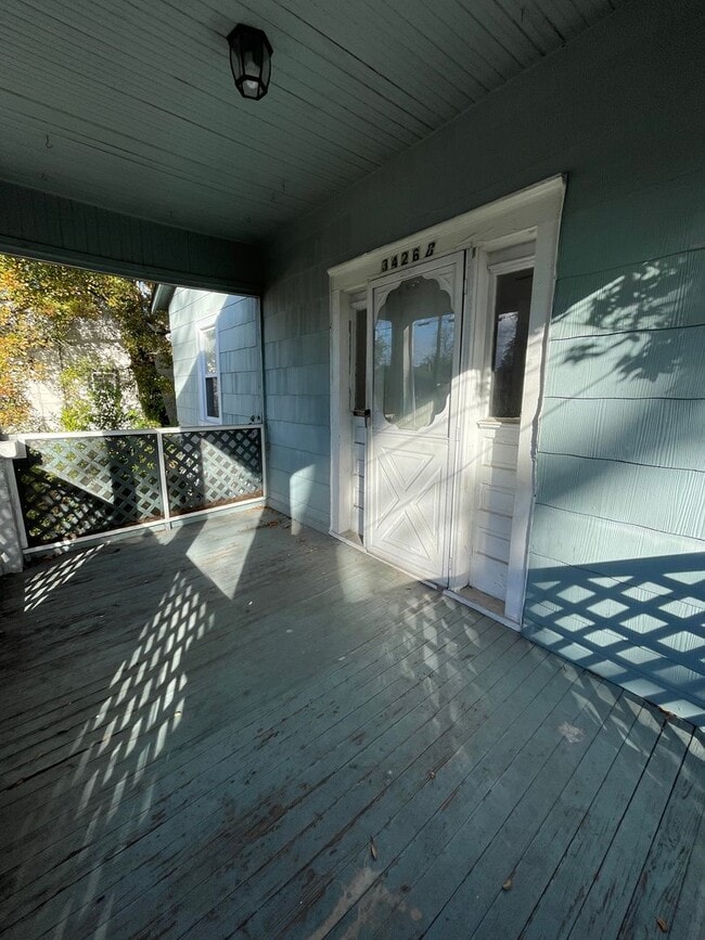 property at 3426 Navajo St