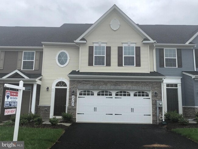5363 Yellow Birch Wy