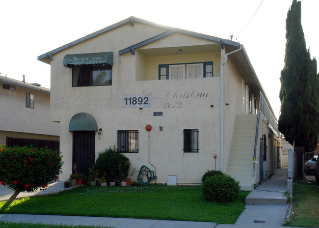 11892 Oxford in Hawthorne, CA - Foto de edificio - Building Photo