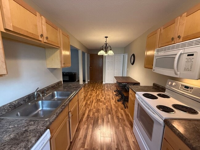 property at 535 19th St NW